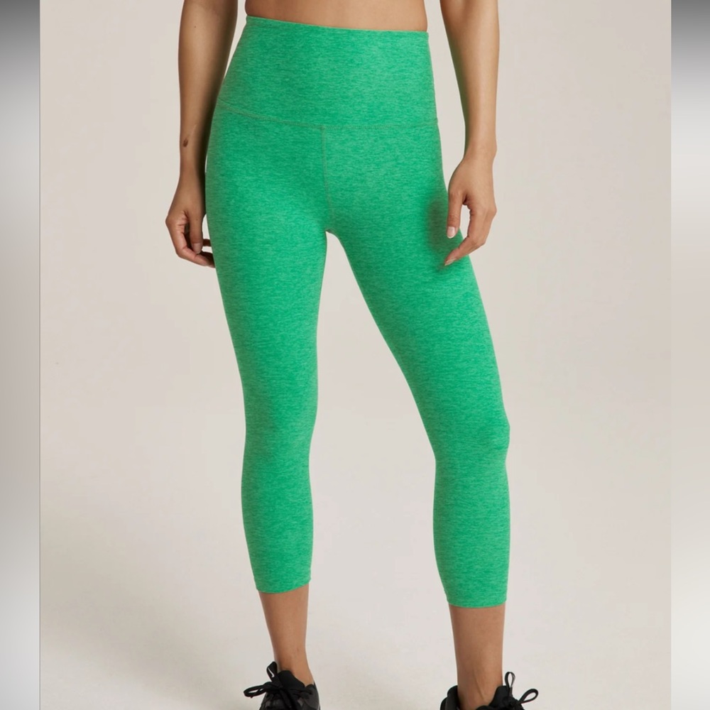 Beyond Yoga Spacedye Walk And Talk High Waisted Capri Legging- NWT